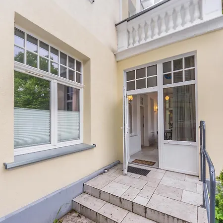 Dr - Salt アパート