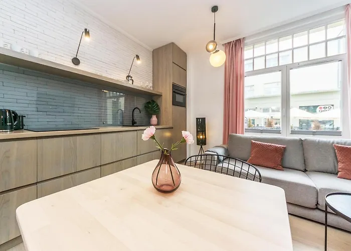 Apartment Dr - Salt *