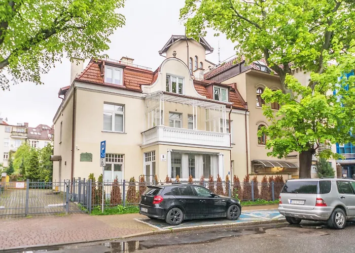 Apartment Dr - Salt *